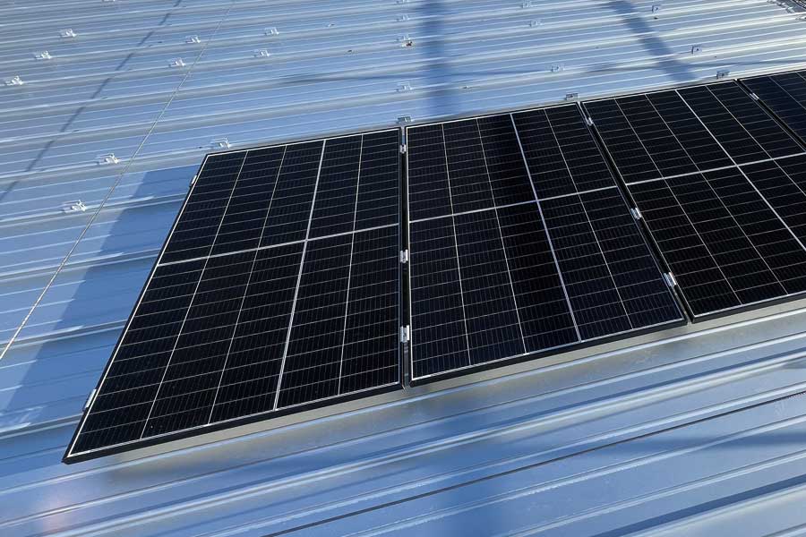 Kalzip roof with PV 4