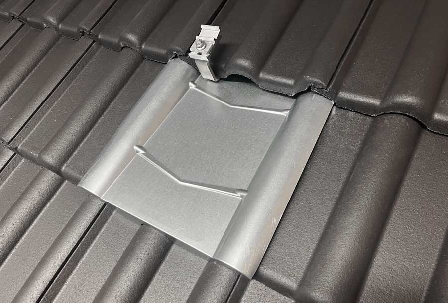 Metalldachpfanne